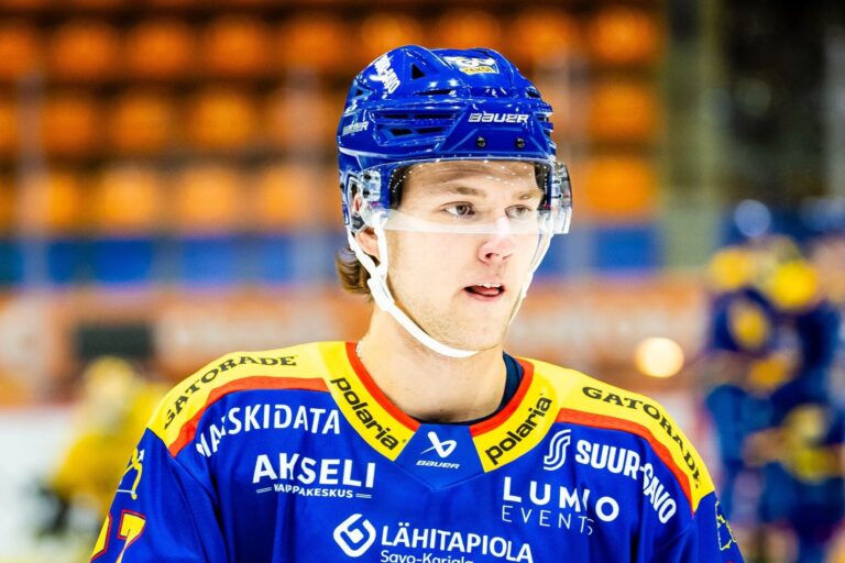 Bogdans Hodass, hokejazinas.com