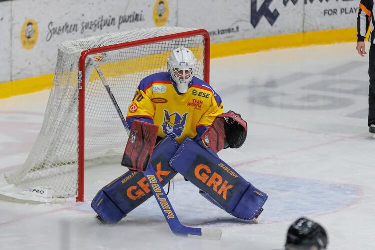 Emīls Vītols, Hokejazinas.com