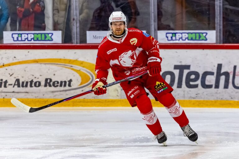 Ēriks Žohovs, hokejazinas.com