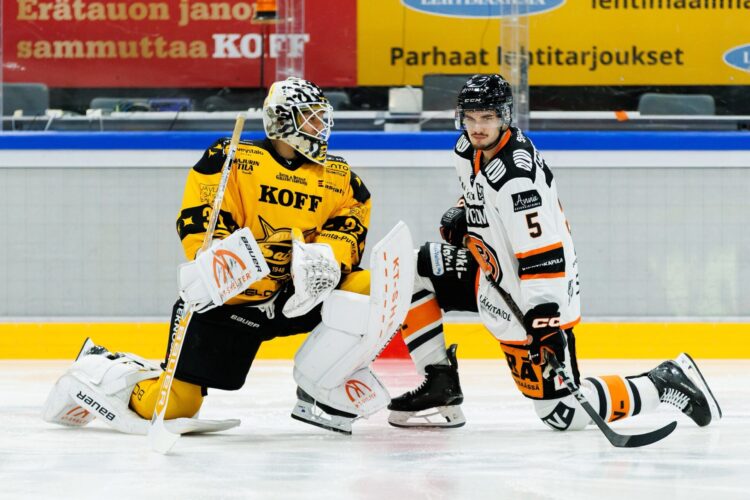 Gustavs Dāvis Grigals un Artūrs Andžāns, Hokejazinas.com