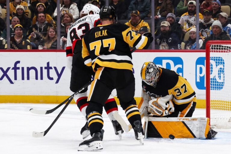 Artūrs Šilovs, hokejazinas.com