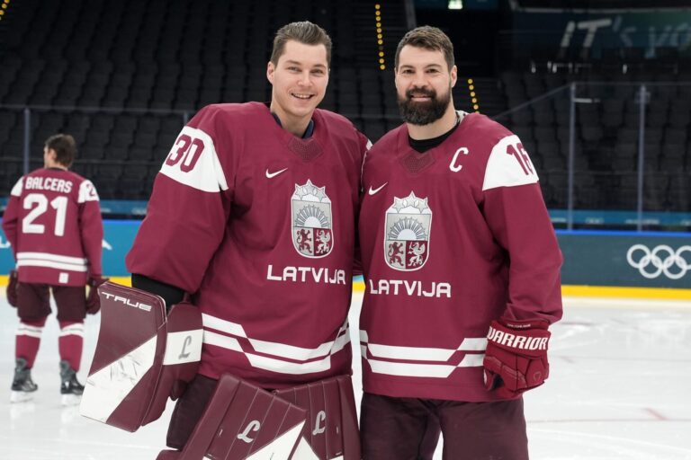 Elvis Merzļikins un Kaspars Daugaviņš