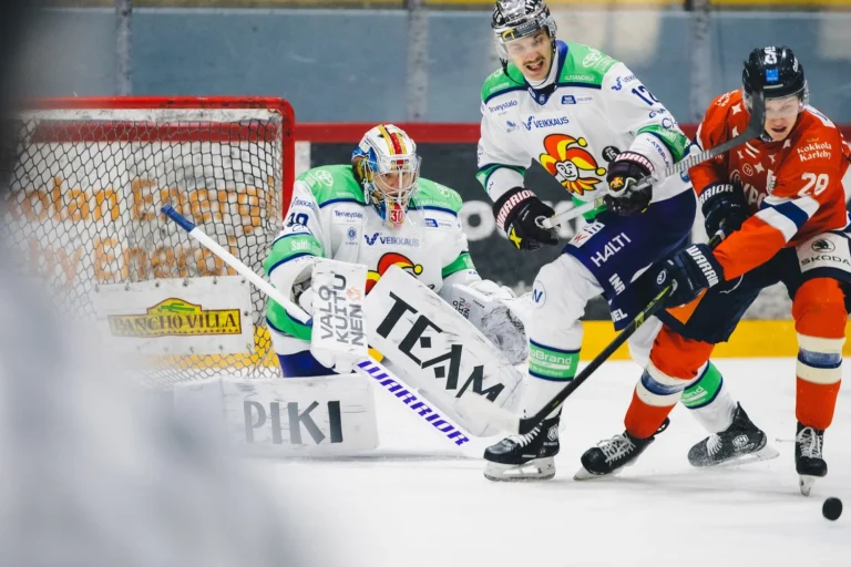 Miks Tumānovs, Hokejazinas.com