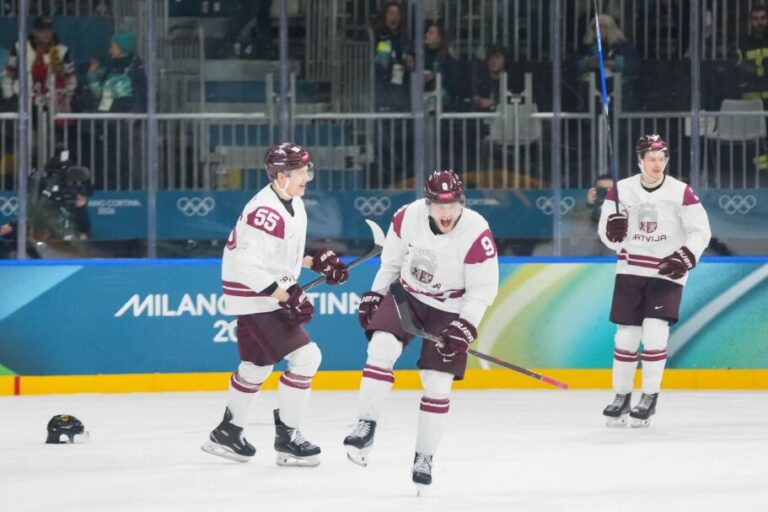 Renārs Krastenbergs, hokejazinas.com