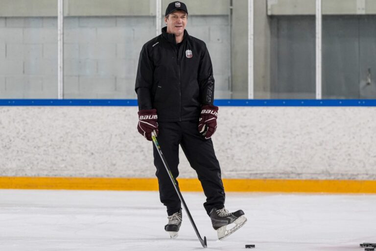 Sandis Ozoliņš, hokejazinas.com