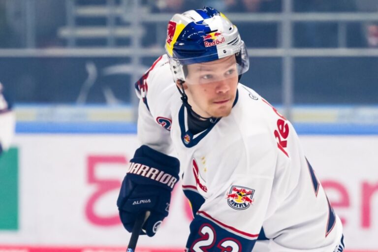 Alberts Šmits, hokejazinas.com