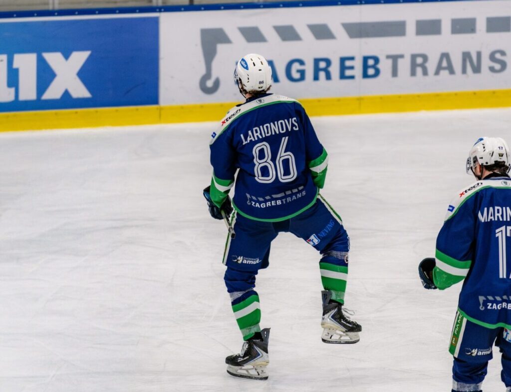 Daņila Larionovs, hokejazinas.com