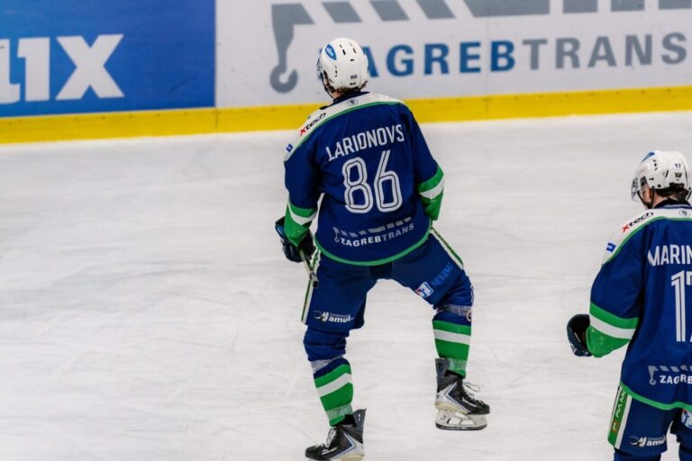 Daņila Larionovs, hokejazinas.com