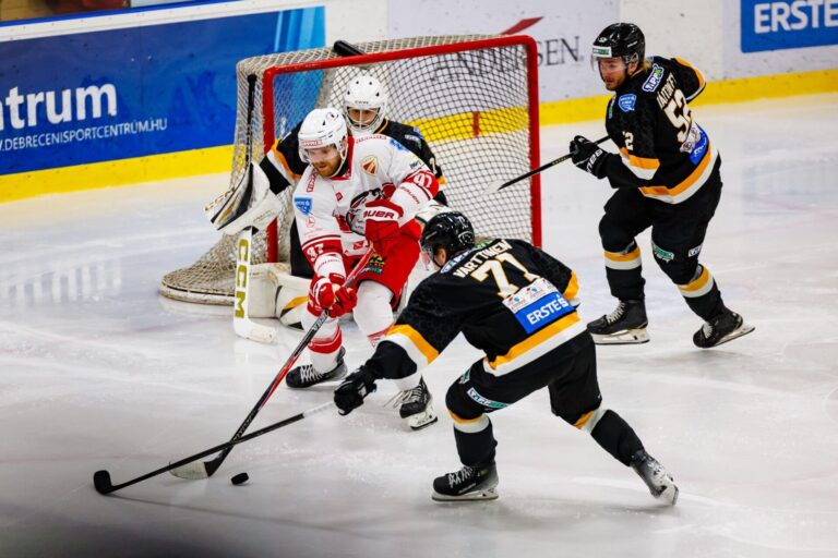 Ēriks Žohovs, hokejazinas.com