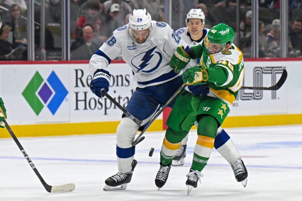 Zemgus Girgensons, Hokejazinas.com