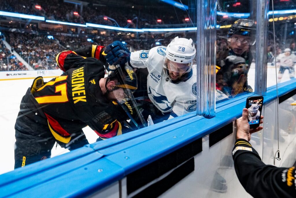 Zemgus Girgensons, Hokejazinas.com