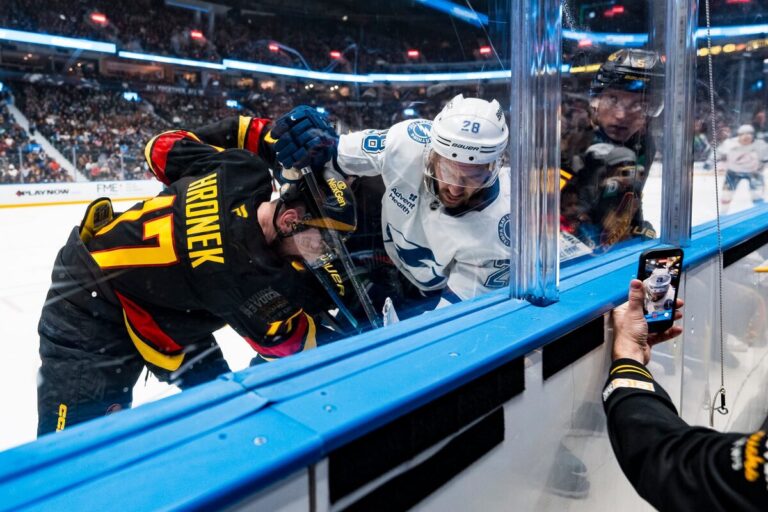 Zemgus Girgensons, Hokejazinas.com