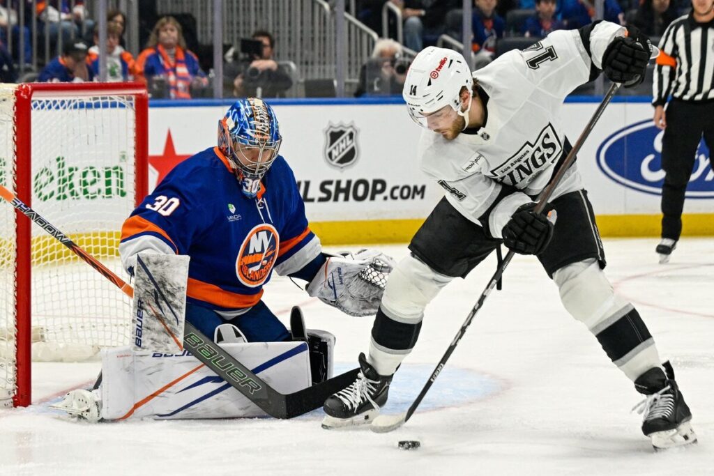 Ņujorkas "Islanders" un Losandželosas "Kings", hokejazinas.com