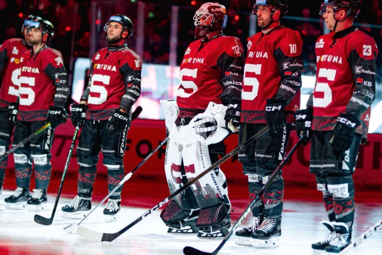 Mārtiņš Dzierkals, Hokejazinas.com