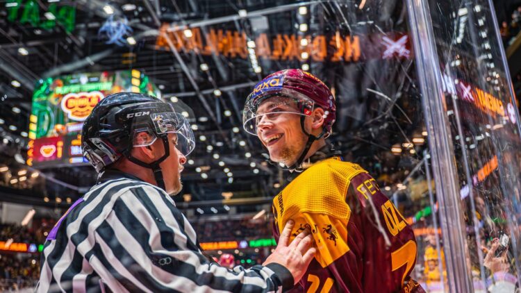 Patriks Ozols, hokejazinas.com