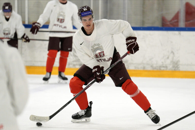 Raimonds Vītoliņš, hokejazinas.com