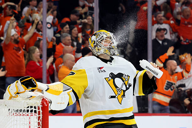 Artūrs Šilovs, hokejazinas.com