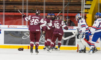 Latvijas U-18 izlase pret ASV U-18 izlasi, hokejazinas.com