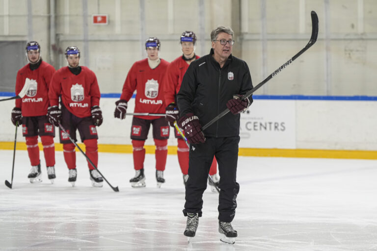 Harijs Vītoliņš, Hokejazinas.com