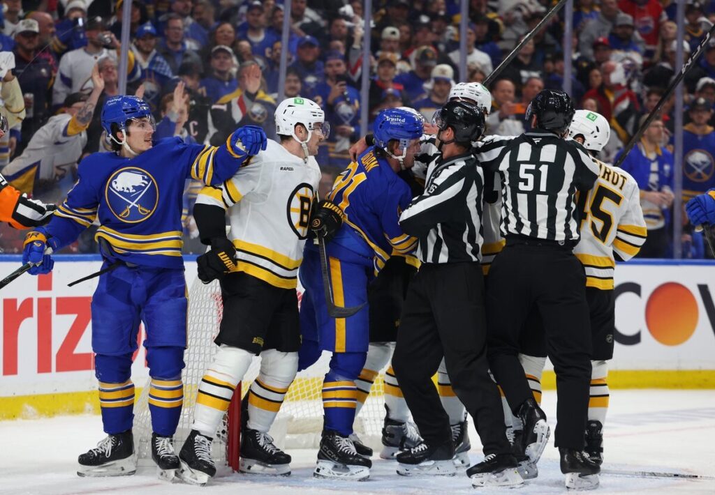 Bufalo "Sabres" un Bostonas "Bruins", hokejazinas.com