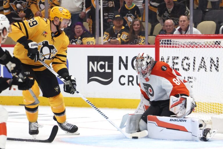 Filadelfijas "Flyers" un Pitsburgas "Penguins", hokejazinas.com