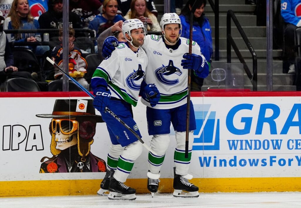 Teodors Bļugers, hokejazinas.com