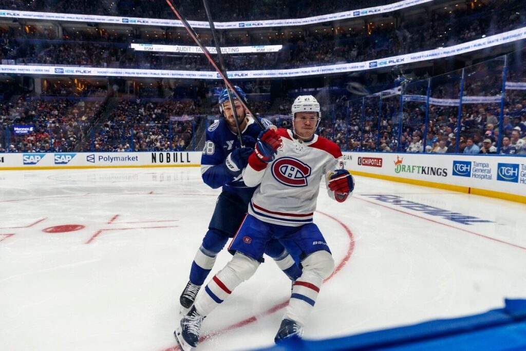 Zemgus Girgensons, Hokejazinas.com