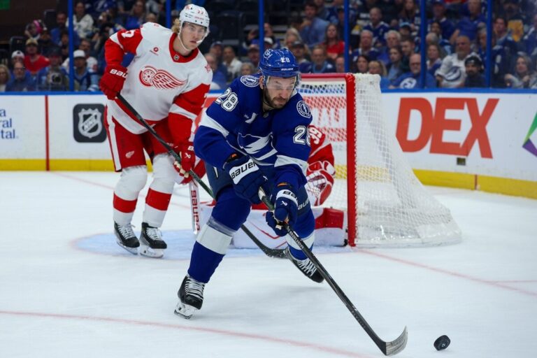 Zemgus Girgensons, Hokejazinas.com