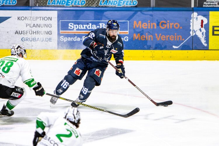 Kaspars Daugaviņš, Hokejazinas.com