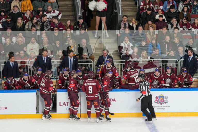 Renārs Krastenbergs, hokejazinas.com