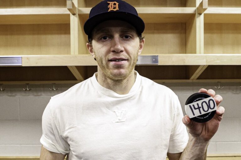 Patriks Keins, hokejazinas.com