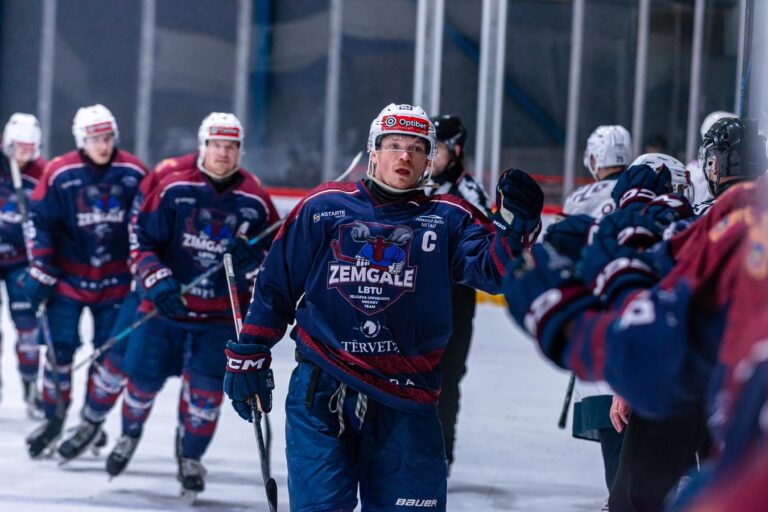 Rihards Marenis, Hokejazinas.com