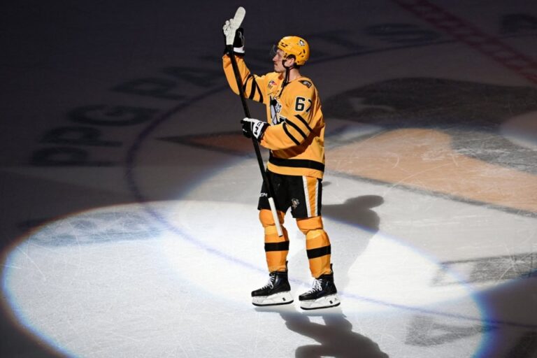 Rikārds Rakels, hokejazinas.com