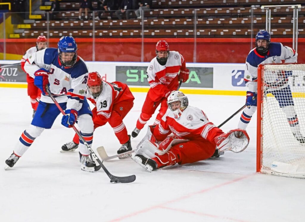 ASV U-18 pret Dānijas U-18, hokejazinas.com