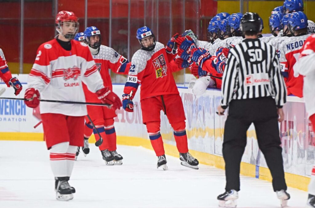 Čehijas U-18 - Dānijas U-18, hokejazinas.com