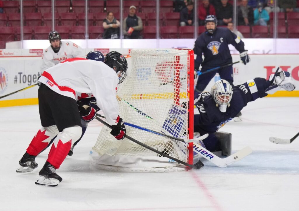 Somijas U-18 - Kanādas U-18, hokejazinas.com