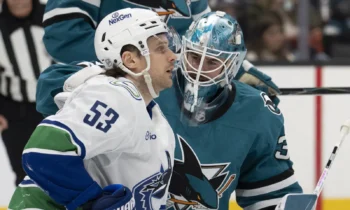 Teodors Bļugers, hokejazinas.com