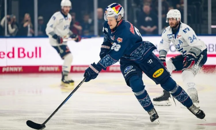 Alberts Šmits, hokejazinas.com