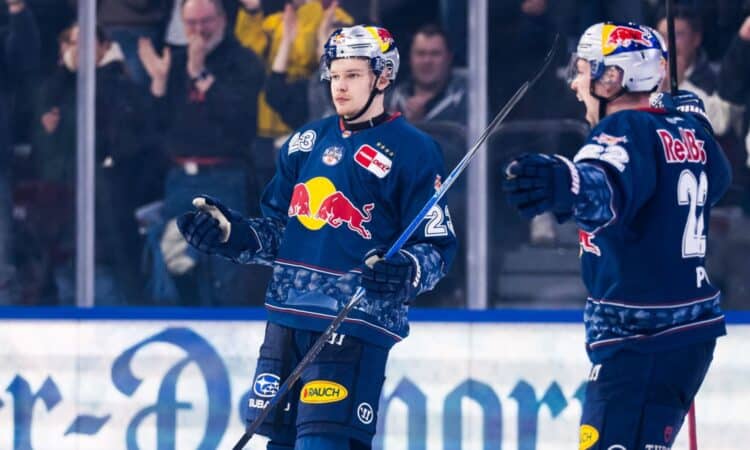 Alberts Šmits, hokejazinas.com