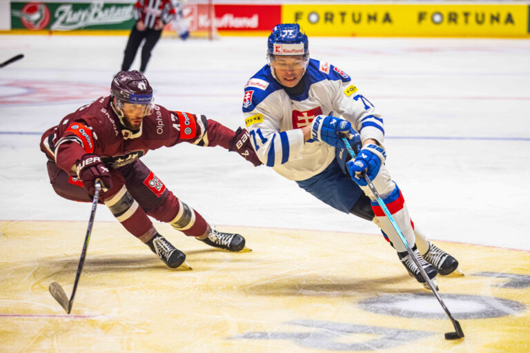Patriks Zabusovs, Hokejazinas.com