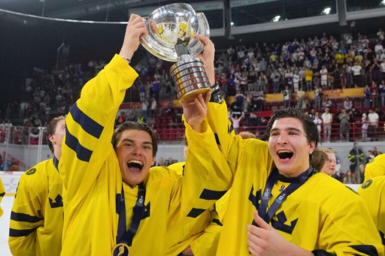 Zviedrijas U-18 izlase, hokejazinas.com