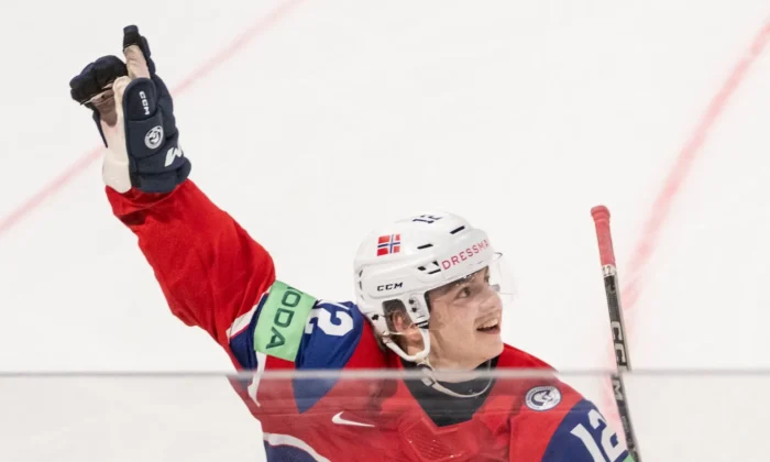 Noa Stīns, Norvēģijas hokeja izlase